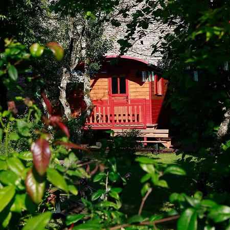 아파트 La Chouette Roulotte Fresnay (Aube)