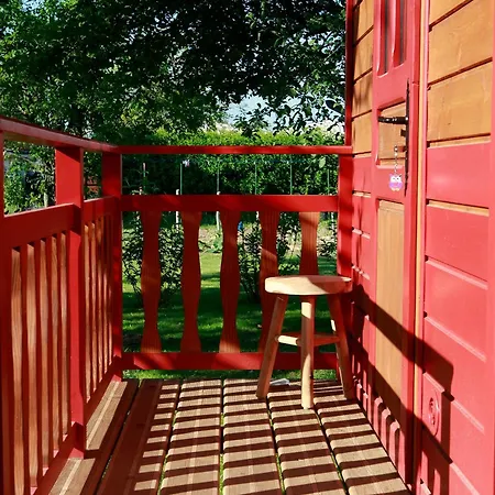 아파트 La Chouette Roulotte